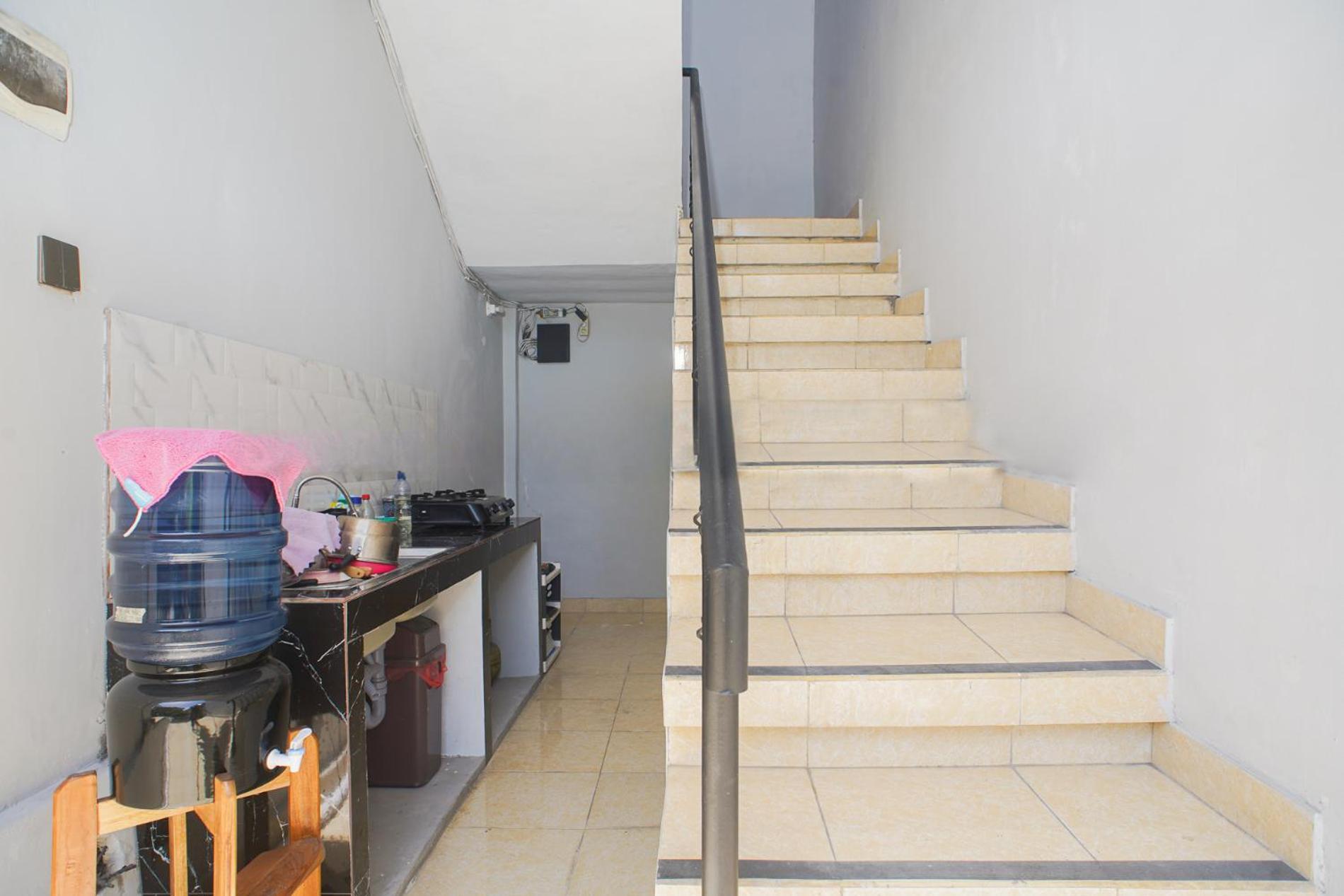 Wisma tamu Fun Living Seminyak (Bali)